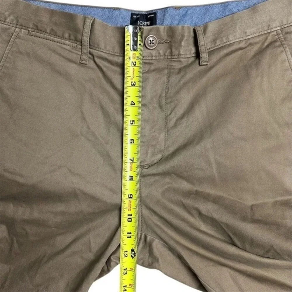 J. Crew Men's Chino Pants Tan Size 33 Classic Fit‎ Casual